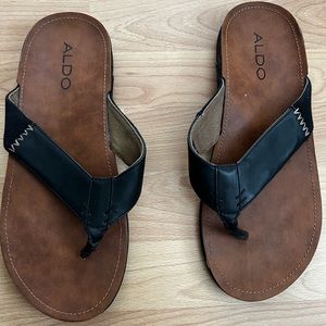 Aldo flip flops size 9